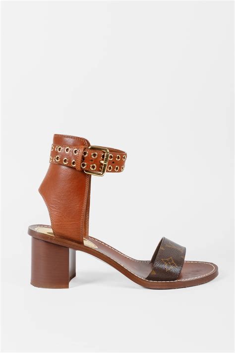 louis vuitton sandlea|Louis Vuitton passenger sandals.